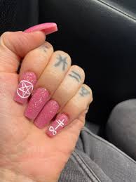 Nail art in 2023 | Pink acrylic nails, Nails, Gothic nails