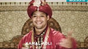 Perayaan paling dinanti kini tiba, setelah sebulan berpuasa, aidilfitri dirai sebagai tanda kemenangan. Watak Wanita Hitam Timbul Kemarahan Watson Hentikan Iklan Raya Hiburan Mstar