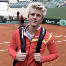 Alejandro davidovich fokina (born 5 june 1999) is a spanish tennis player. Facebook