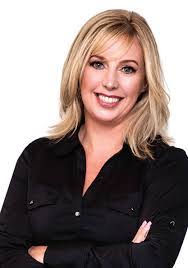 Elvin Perry's Instagram, Twitter & Facebook