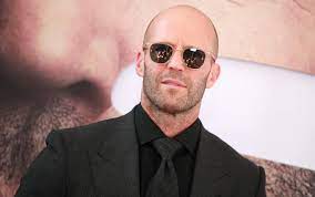 Avete visto la casa di LA di Jason Statham? Rispecchia la sua fissazione  per le simmetrie e il suo utilizzo principale non è quello che ci si  aspetterebbe