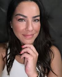 Happy 39th Birthday Veronica!! 🎉🎊🎁🎂🎈