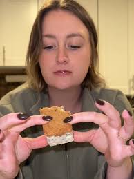 "I ate this ice cream sammie 30 minutes ago and I haven't stopped talking  about it. I want every flavor of these. @nightingaleicecream you crushed  ittttt." Thanks @steen.eats, we feel the same about ...