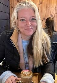 Tanya Dale's Instagram, Twitter & Facebook