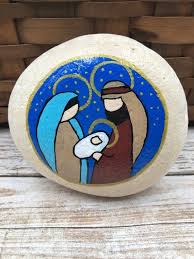 Holy Family Nativity Paperweight Nativity Rock Christmas Etsy Nativity Painting Christmas Paintings Hand Painted Rocks