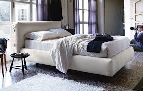 La struttura di un letto matrimoniale può ospitare un materasso di dimensioni pari a 160x190. Letto Matrimoniale Allan By Noctis Noctis Versioni Folding Box Con Alzata Standard Noctis Rete Rete 160x190 Noctis Rivestimenti Cat C Penelope 01 Noctis Piedi 3 Legno Wenge