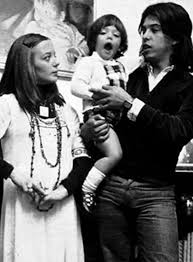 Teresa sainz de los terreros, la madre de sus hijos, su eterna musa y la mujer de su vida, está enferma desde hace diez años con. El Drama De Jairo Por La Salud De Su Esposa Usa Respirador Para Dormir Y Esta Postrada Para Ti
