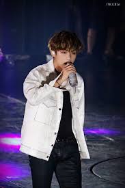Fy Kim Taehyung Taehyung S Long Curly Hair Heaven Kim Taehyung Taehyung Bts Taehyung
