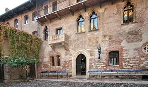 Wedding In Italy 10 Breathtaking Places To Get Married Verona Case Carnevale Di Venezia