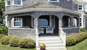 There are typically two short sets of stairs, one running upward to a bedroom level, and one going downward toward a basement area. 100s Of Deck Railing Ideas And Designs