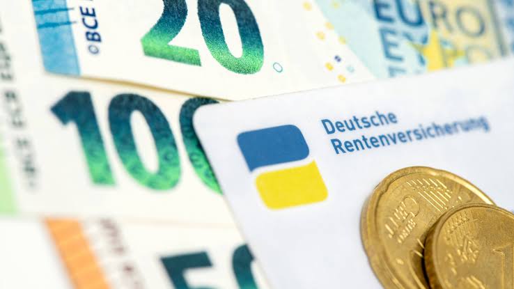 Berechnungen: Renten könnten 2026 um 3,7 Prozent steigen | BR24