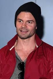 Daniel Gillies