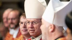 Archbishop Welby sorry for abuse-accused bishop comment