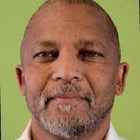 Darius Reeves's Instagram, Twitter & Facebook