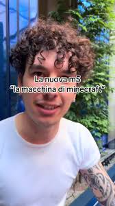 Voi cosa ne pensate? #carsoftiktok #carguy #ironia #m5