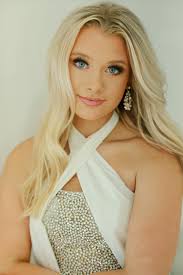 I'm obsessed🤩🤩🤩 Good luck Saturday night Addison Beauford in the Miss  AHS Pageant! 💙✨👑 Hair, makeup and photos by Molly Beauford 📸