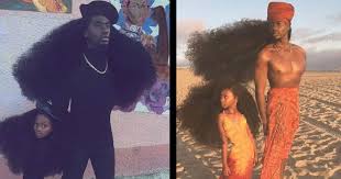 I capelli lunghi più belli di sempre, insieme ai tagli che hanno fatto la storia del cinema e della moda. Capelli Piu Belli Del Mondo Benny E La Figlia Invidiati Sul Web