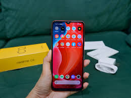 realme C12 review: affordable ...