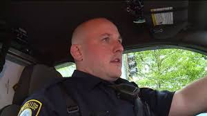Middle school teacher changes career after 10 years to become Puyallup  Police Officer