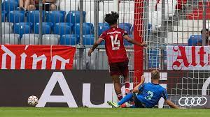 Joshua orobosa zirkzee is a dutch professional footballer who plays as a forward for bundesliga club bayern munich. S3bwulkrovx Xm