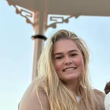 Annie Russ and Brandon Ross's Wedding Website