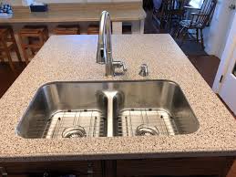 In this article we present you with top 8 undermount kitchen sinks. Kraus Kbu24 32 Inch Undermount 60 40 Double Bowl 16 Gauge Stainless Steel Kitchen Sink Renewed Double Bowl Kitchen Sinks Eudirect78 Eu
