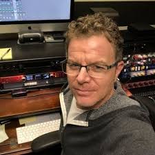 Andrew Wesley's Instagram, Twitter & Facebook