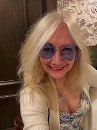 Back to work after a long weekend in Chicagoland 🩵 Thanks friends for  putting me up & putting up with me! Happy to be home in Tennessee, excited  to teach my awesome