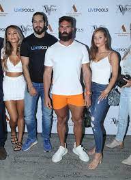 Read about indian dancer by quacey dan and see the artwork, lyrics and similar artists. Dan Bilzerian Shows Up In India Wearing A Superexpensive Limited Edition Watch