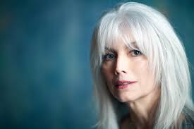 Emmylou Harris, back where it all started