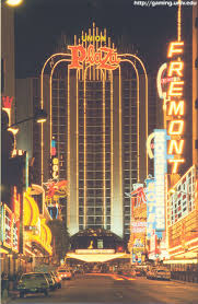 The Plaza Hotel And Fremont Street Before They Enclosed The Street And Made It A Mall Old Vegas Las Vegas Fremont Street