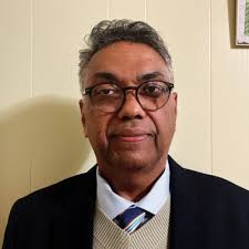 Legendary businessman Sidney Knox has passed away