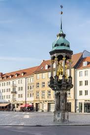 If you travel with an airplane (which has average speed of 560 miles per hour) between magdeburg to altstadt, it takes 0.35 hours to arrive. Alter Markt In 39104 Magdeburg Altstadt Sachsen Anhalt