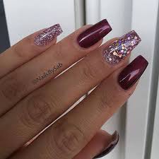Glitter nails are an amazing solution for any formal event. 50 Fabulous Ways To Wear Glitter Nails Like A Boss