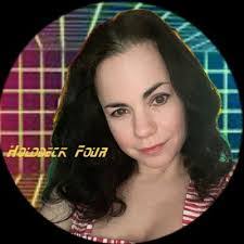 Steph Powers's Instagram, Twitter & Facebook