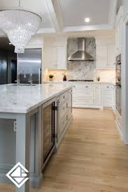 Love This Classic Kitchen With The Large Beautiful Marble Countertop That Is Also The Back Splash Br Classic Kitchens White Kitchen Open Concept Kitchen Style