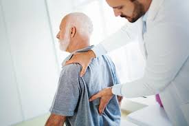 Hernia de disc este o afecţiune des întâlnită în zilele noastre şi de aceea este foarte important să aflăm cât mai multe detalii. Ai Hernie De Disc Te Operezi Sau Te Tratezi