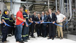 Reducir, reutilizar y reciclar, promoviendo los envases de vidrio retornables como hábito de consumo sustentable y ecológico. Cerveceria Y Malteria Quilmes Inauguro Nuevas Llenadoras De Botellas En Su Planta Corrientes Inversion De 89 Millones