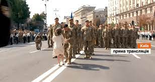 Відеоплеєр з трансляцією параду з'явиться за 5 хвилин до початку онлайну. 2vbeddaxw3zzmm