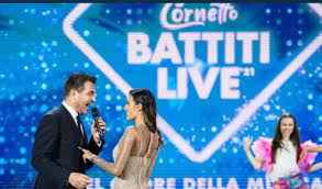 La regia televisiva è ancora una volta affidata a luigi antonini. Battiti Live I Protagonisti Della Prima Serata Chi Cantera Stasera