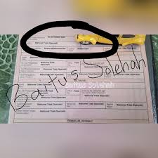 Dari sini menjadi jelas bahwa apabila anak asuh tidak ada hubungan mahram disebabkan keturunan atau persusuan, maka anak tersebut bukan mahram bagi ibu angkat serta keluarganya. Baitus Solehah Hidup Berstatus Tanpa Warganegara Ini Kes 2014 Seorang Kanak Kanak Berusia 4 Tahun Telah Dihantar Ke Baitus Solehah Tanpa Sebarang Dokumen Dihantar Bersama Kanak Kanak Ini Adalah Satu
