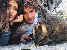 Der deutsche topspieler unterlag am freitag im halbfinale dem griechen stefanos tsitsipas mit 3:6, 3:6, 6:4, 6:4, 3:6. Zverev Und Olga Sharypova Wieder Ein Paar Tennis Magazin