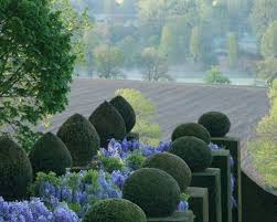 Les Jardins De La Ballue L Art Topiaire Jardins D Art Topaire Conseils Decoration Tendances De L Art Floral Beaux Jardins Jardins Topiaire