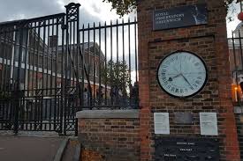 Aest = australian eastern standard time which is 10 hours ahead of gmt (greenwich mean time). Setengah Hari Di Greenwich Menapak Garis Meridian Dan Menyeruput Afternoon Tea Halaman All Kompas Com