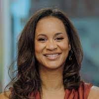 Catherine Poree's Instagram, Twitter & Facebook