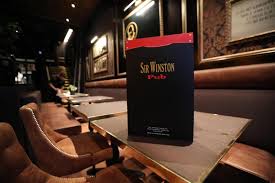 Lille Sir Winston A Casse Sa Pipe L Ecume Des Mers Change De Pavillon