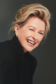 Wendy Drew's Instagram, Twitter & Facebook