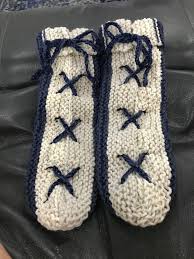 It's a great introduction to toe up knitted socks since footies are a quick. Mom S Easy Knit Footies Knitting Weaving Writing