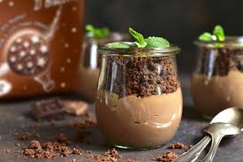 La Mousse Ai Pan Di Stelle E Un Dolce Al Cucchiaio Golosissimo Che Si Prepara In Modo Facile E Veloce E Con Pochissimi Ingredienti Perfetta Come Dessert Dell U