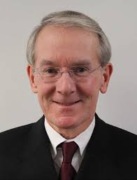 On Christmas, pope urges people to hear the cry of suffering children